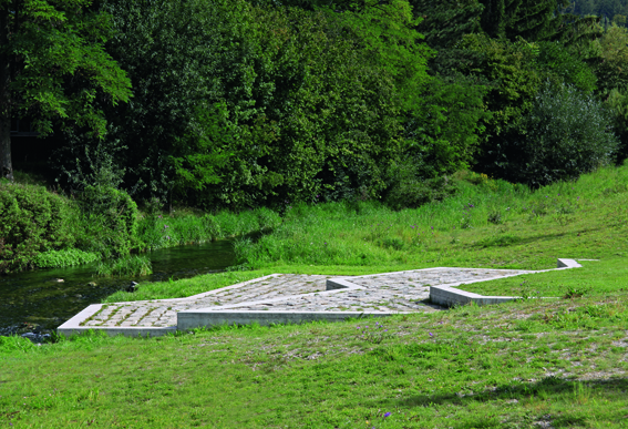 Die abgetreppte Ufergestaltung