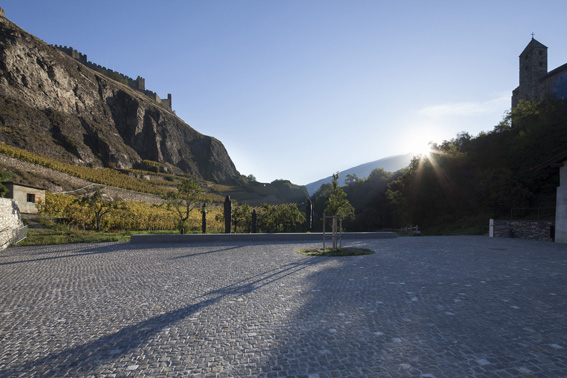 Place Maurice-Zermatten.