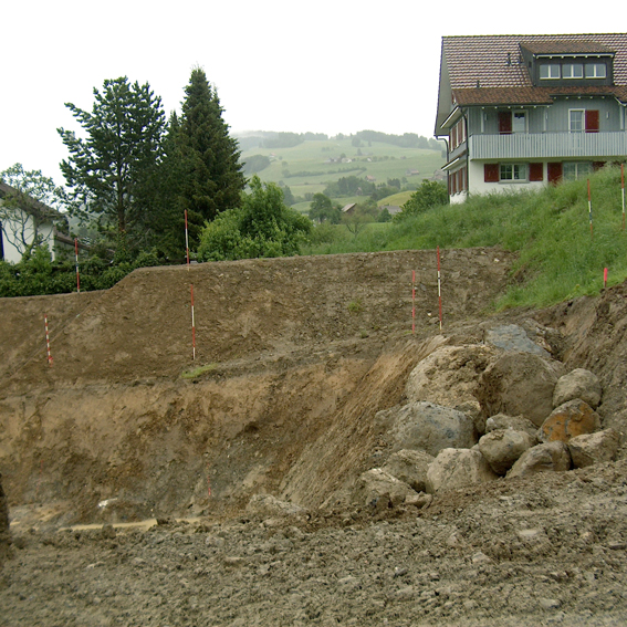 Bei Aushub- und Umgebungsarbeiten