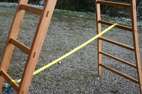 Bockleitern müssen mit einer