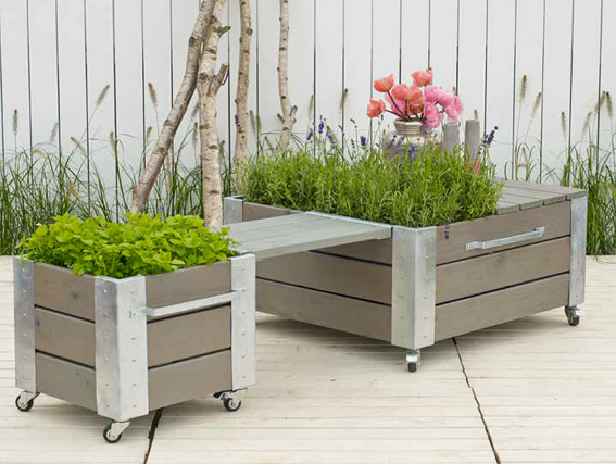 Zwei mobile Cubic-Elemente