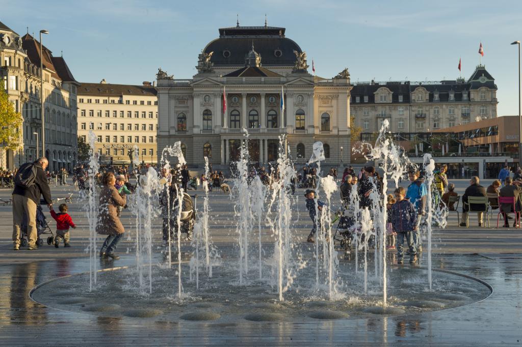 Sechseläutenplatz in Zürich.