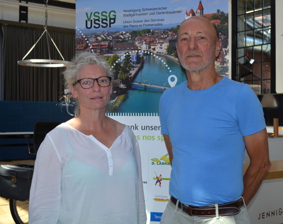 Übergabe: Stephanie Perrochet