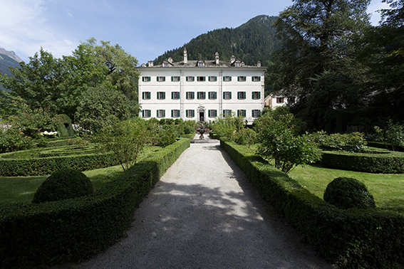 Bauten und Kontext erhalten: